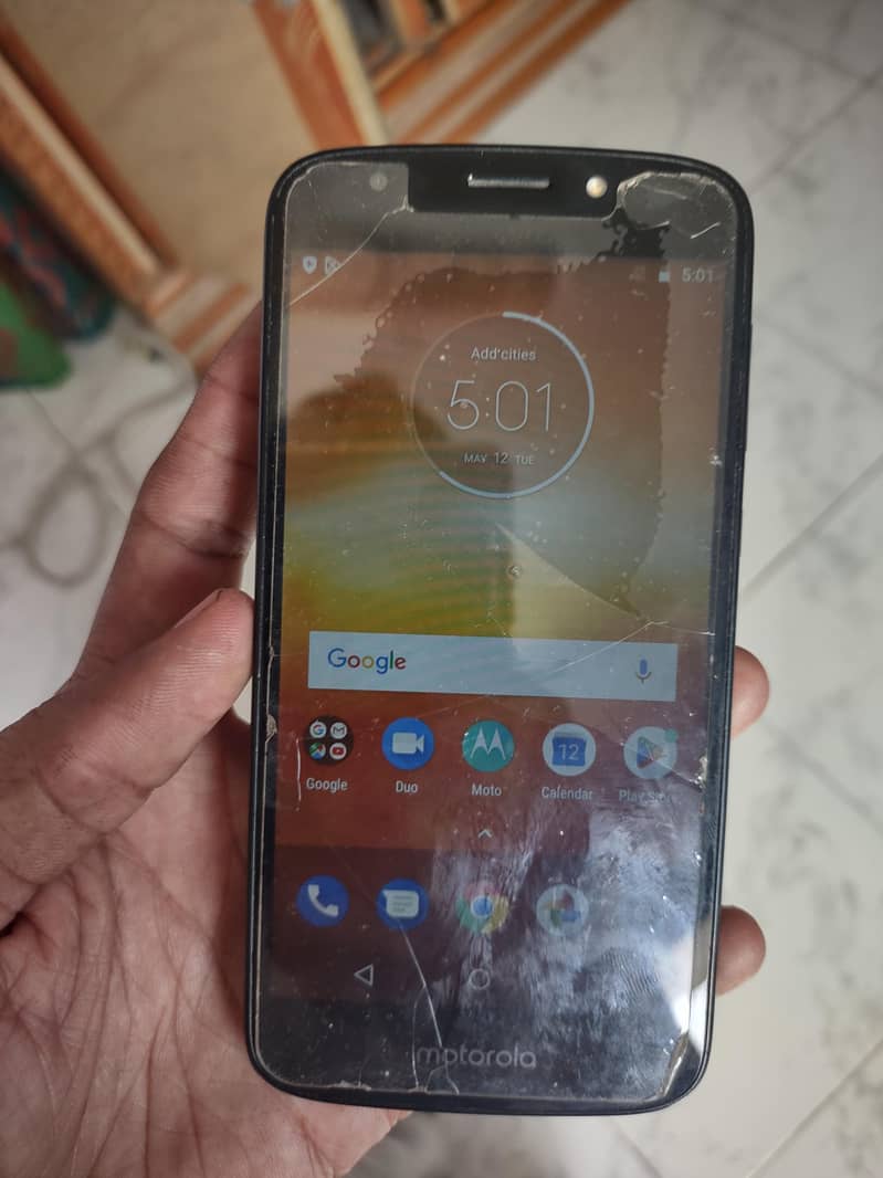 moto e5 play 1