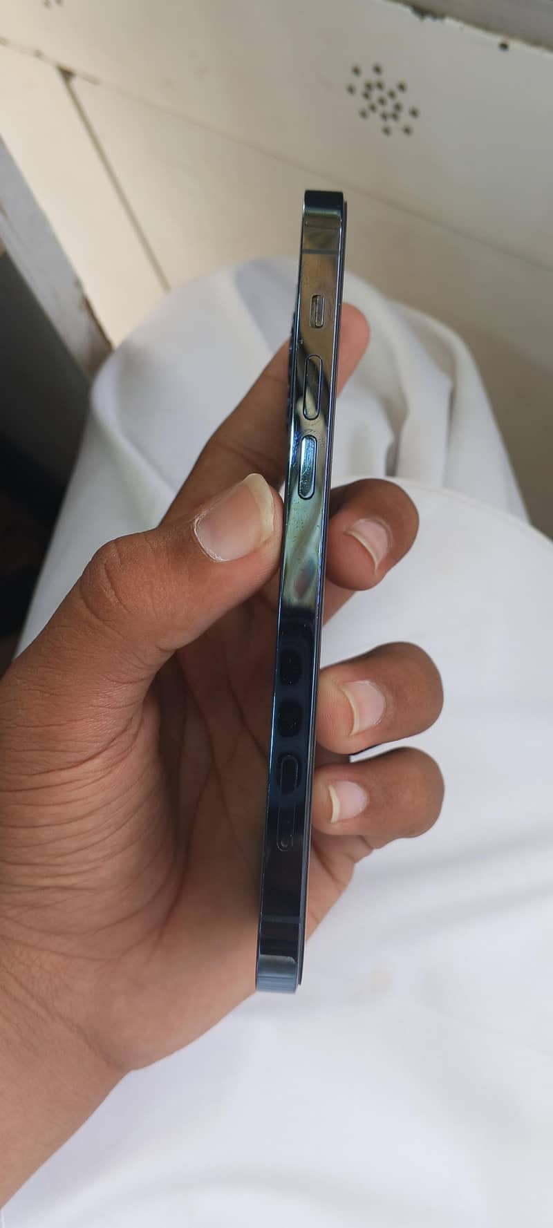 iphone 12pro 4
