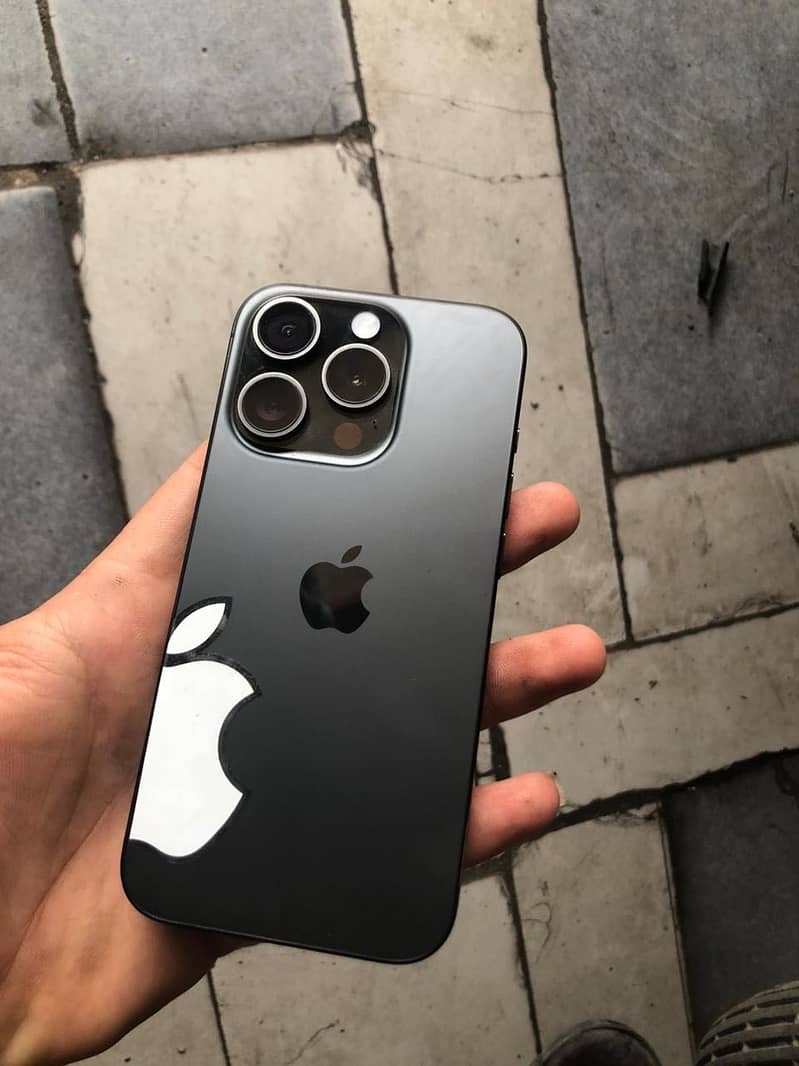 iPhone 15 pro 0