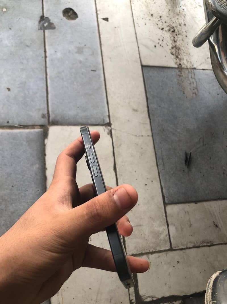 iPhone 15 pro 5