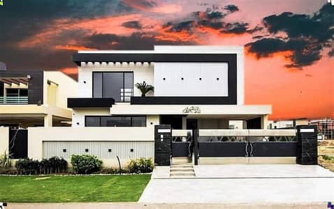 ANW REAL ESTATE PROUDLY OFFERS: 1 KANAL ELEGANT AND FULLY MAINTAINED SUPER HOT LOCATED BUNGALOW IS AVAILABLE IN THE BEST BLOCK OF DHA PHASE 6 LAHORE.