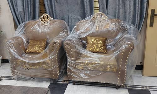 Sofa Set premium Quality 5 seater new condition wooden structure
