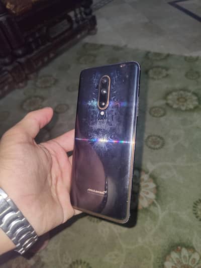 1 plus 7t pro McLaren