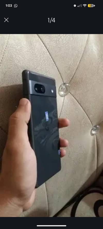 google pixel 7a lush condition 9.5/10. . . Sath meh gift bhi hai