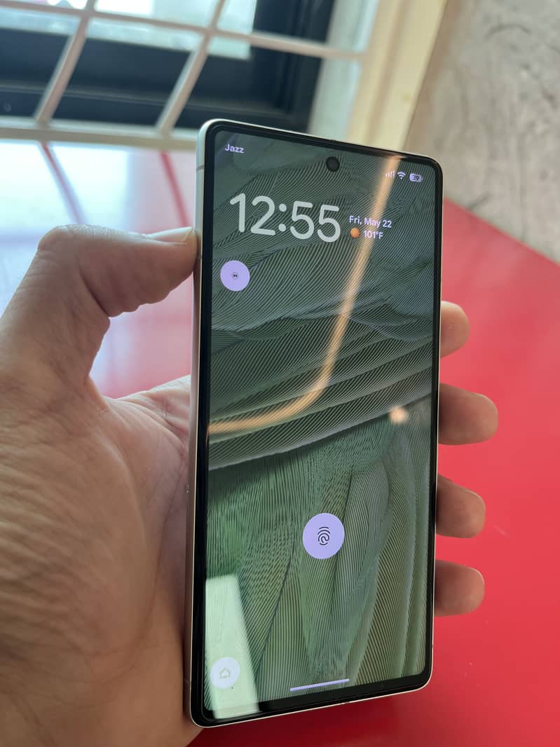 Google pixel 8 1