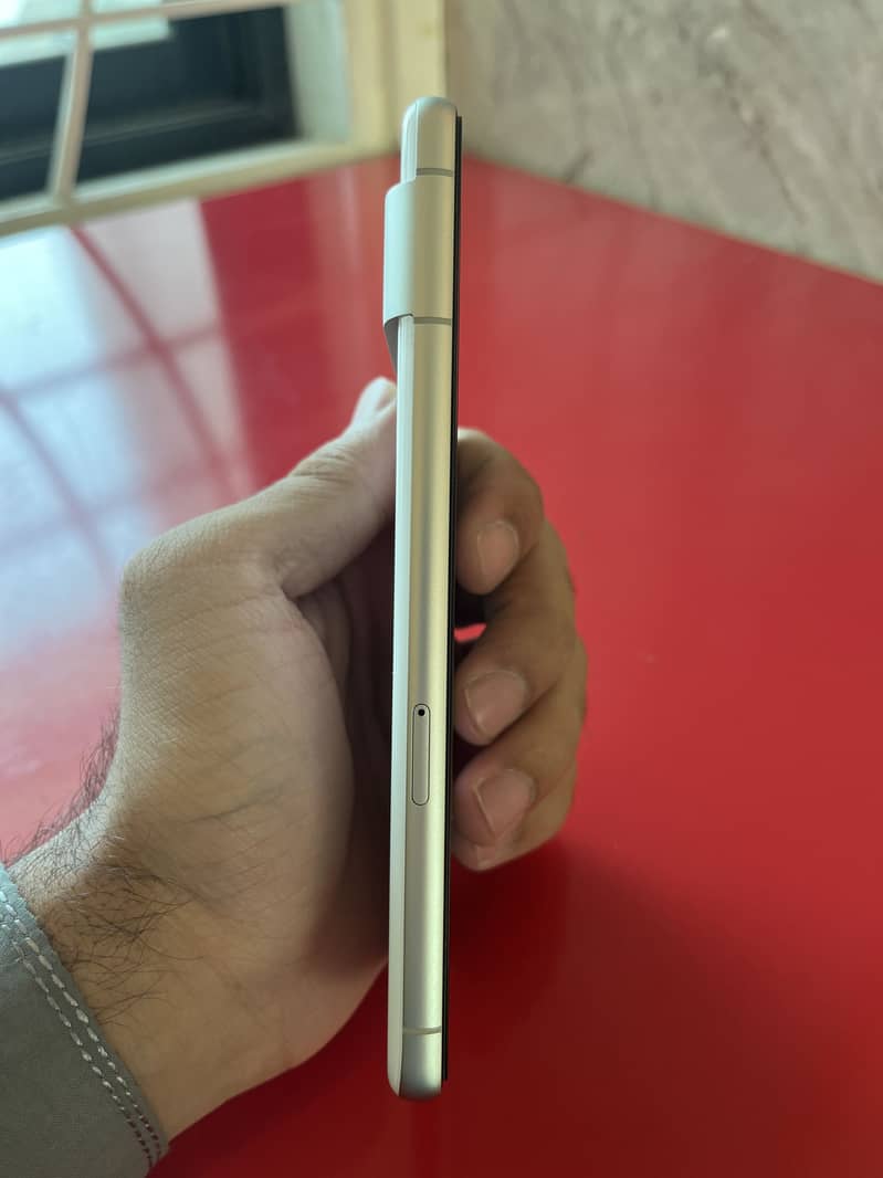Google pixel 8 6