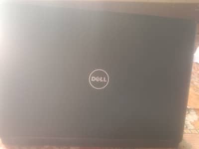 Dell attitude 5480 8gb ram 256 SSD