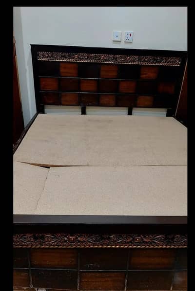 Broken bed for sale