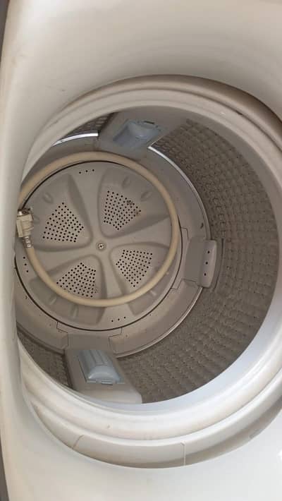 Haier 8.5KG fully Automatic Washing Machine HWM 85-826