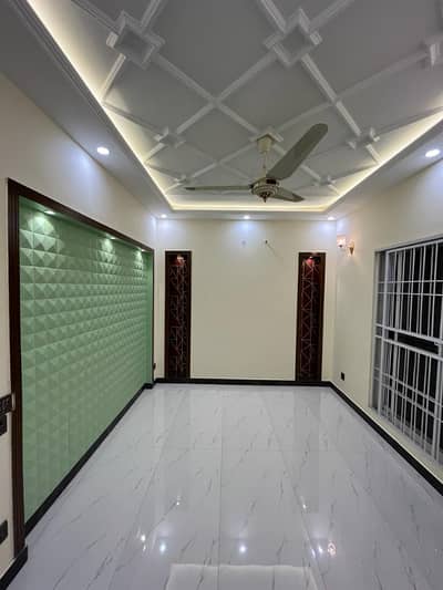 5 Marla Very Beautiful House Available For Rent Central Park Lahore