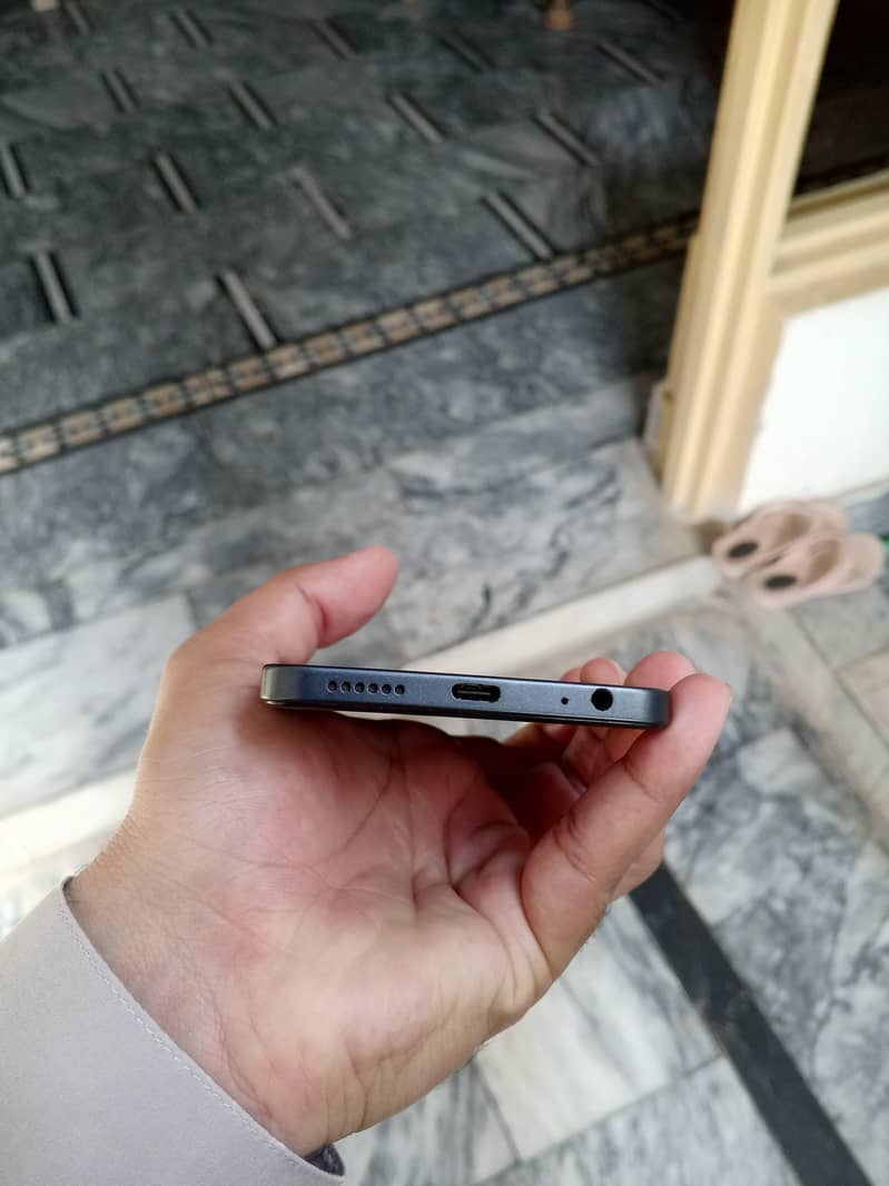Tecno Spark 30 1
