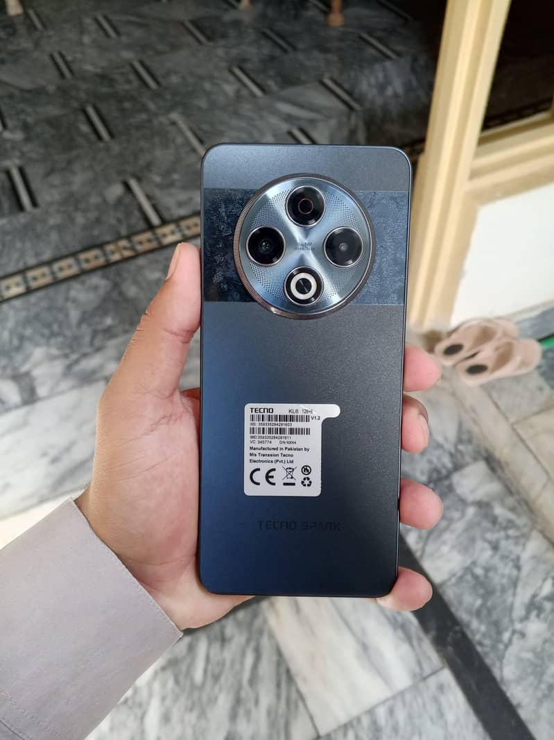 Tecno Spark 30 2