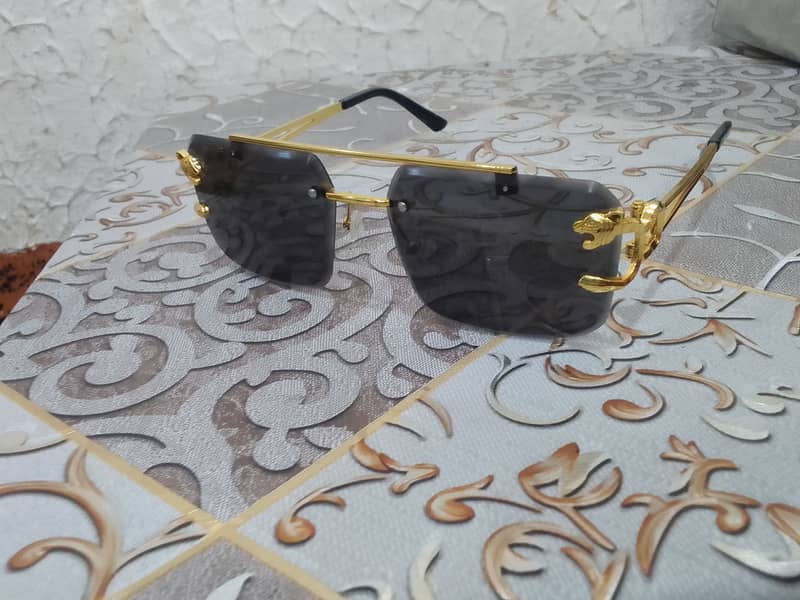 Sun glasses 1