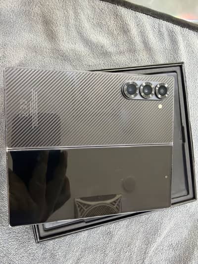 Fold 6 12/256 Carbon Black official PTA