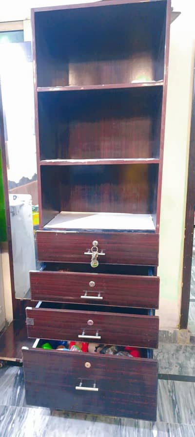 Almira like Dressing table