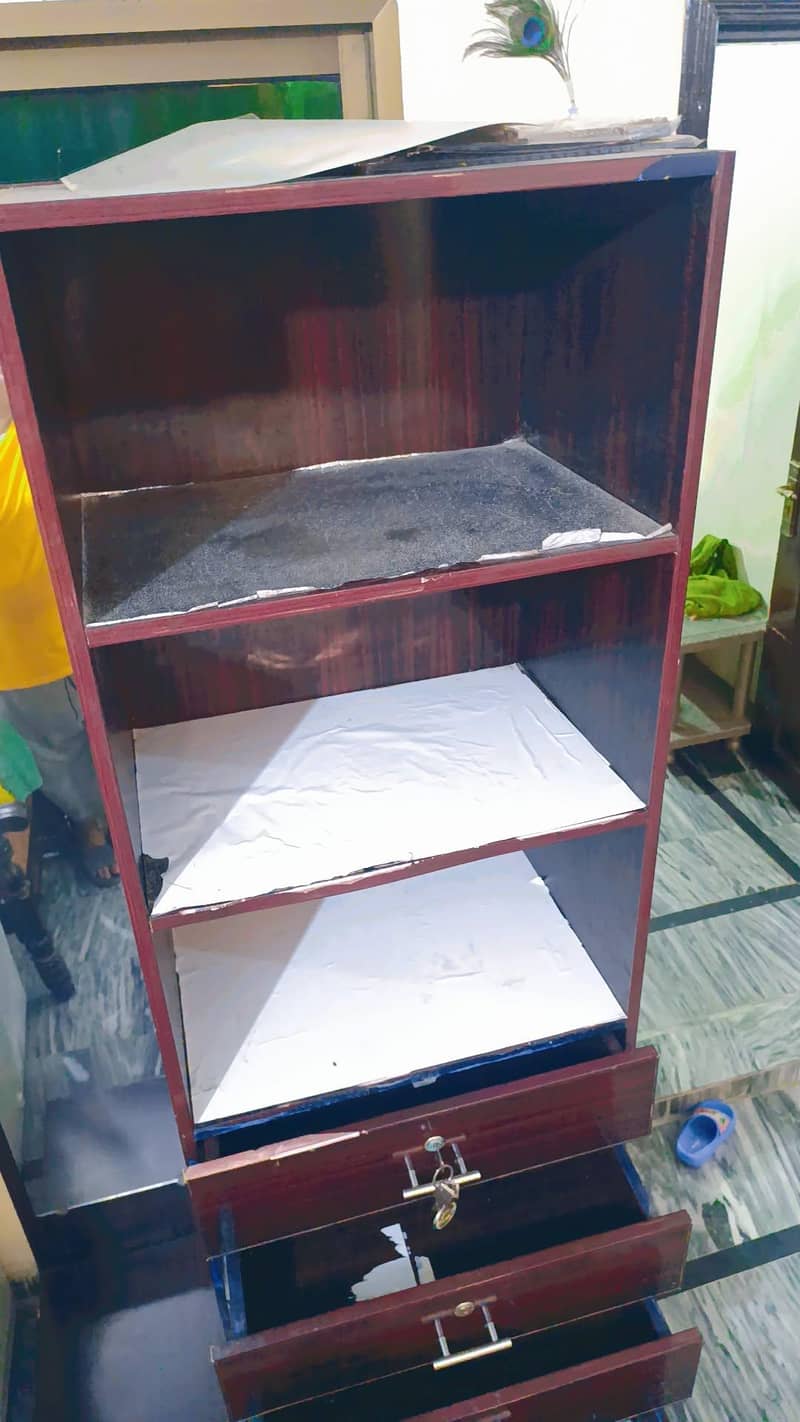 Dressing table 2