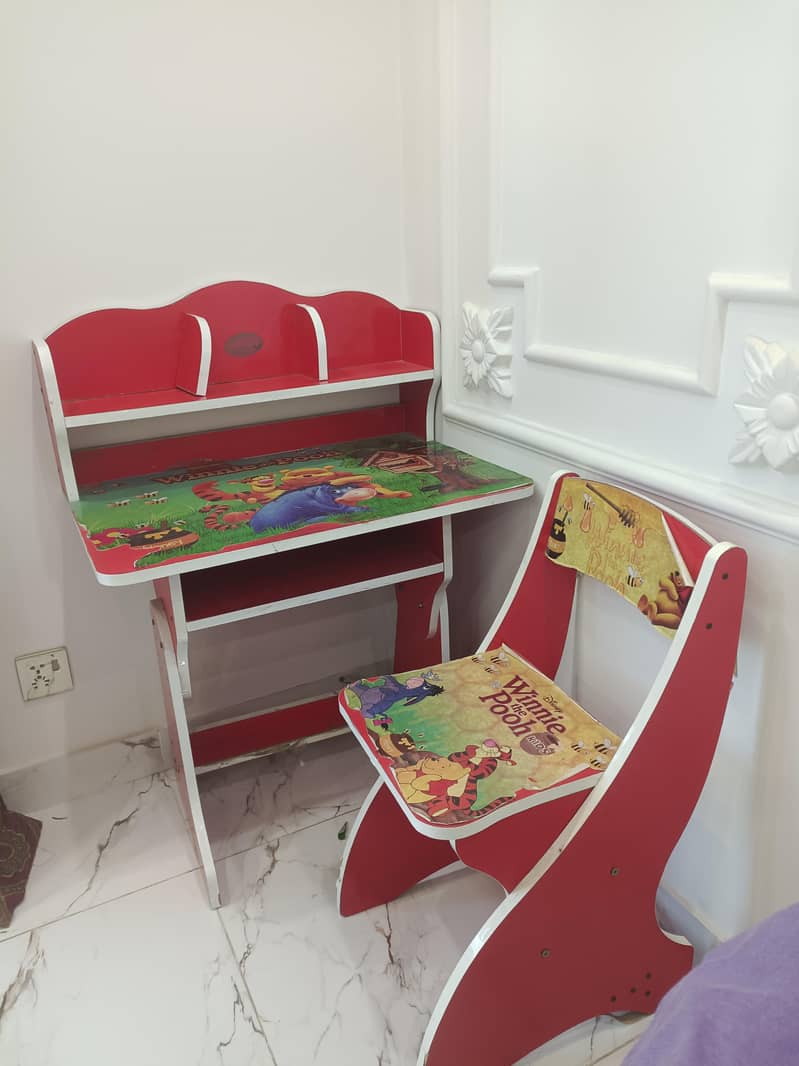 kids study table 0