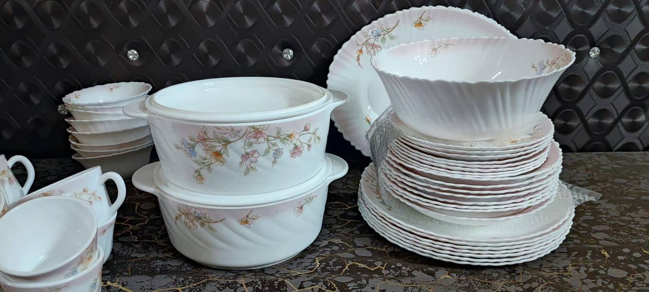 Dinner set 4