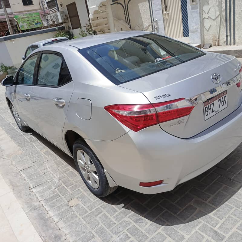 Corolla Altis 1.6 automatic 12