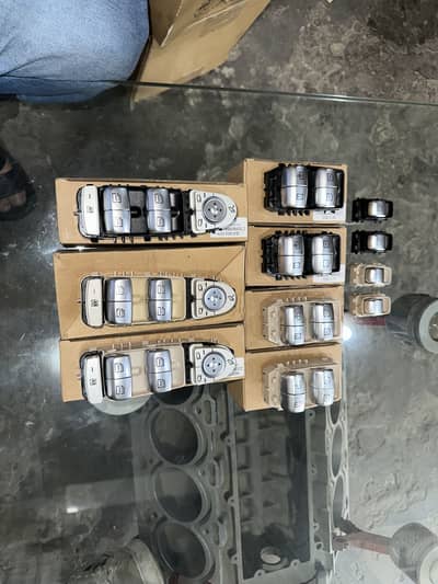 MERCEDES switches available