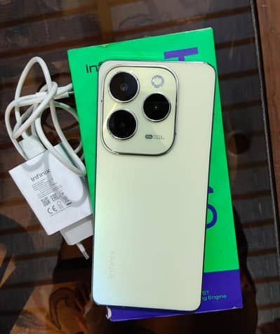 Infinix hot 40   8+8 ram   256 gb