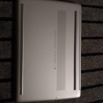 Hp laptop only serious buyers contact