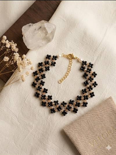 Premium Handcrafted Crystal Bead Bracelet – Unique Woven Designs