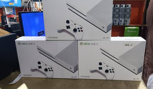 Xbox one s and one x
