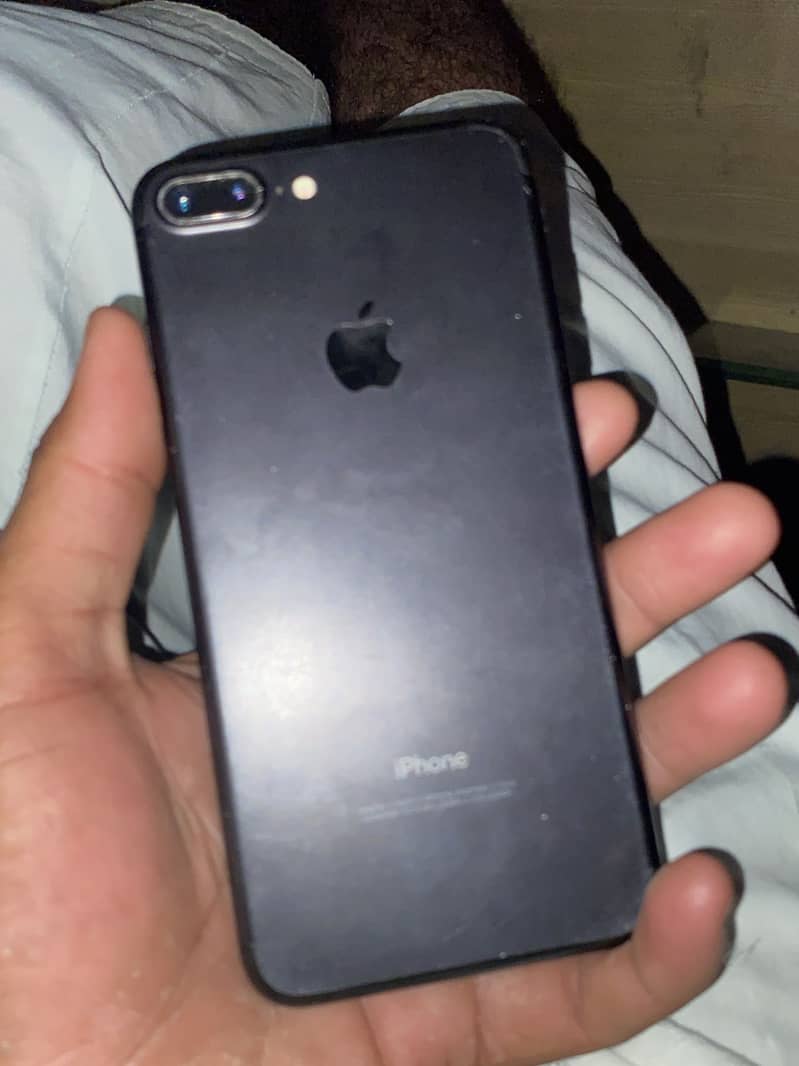 iPhone 7 Plus 0