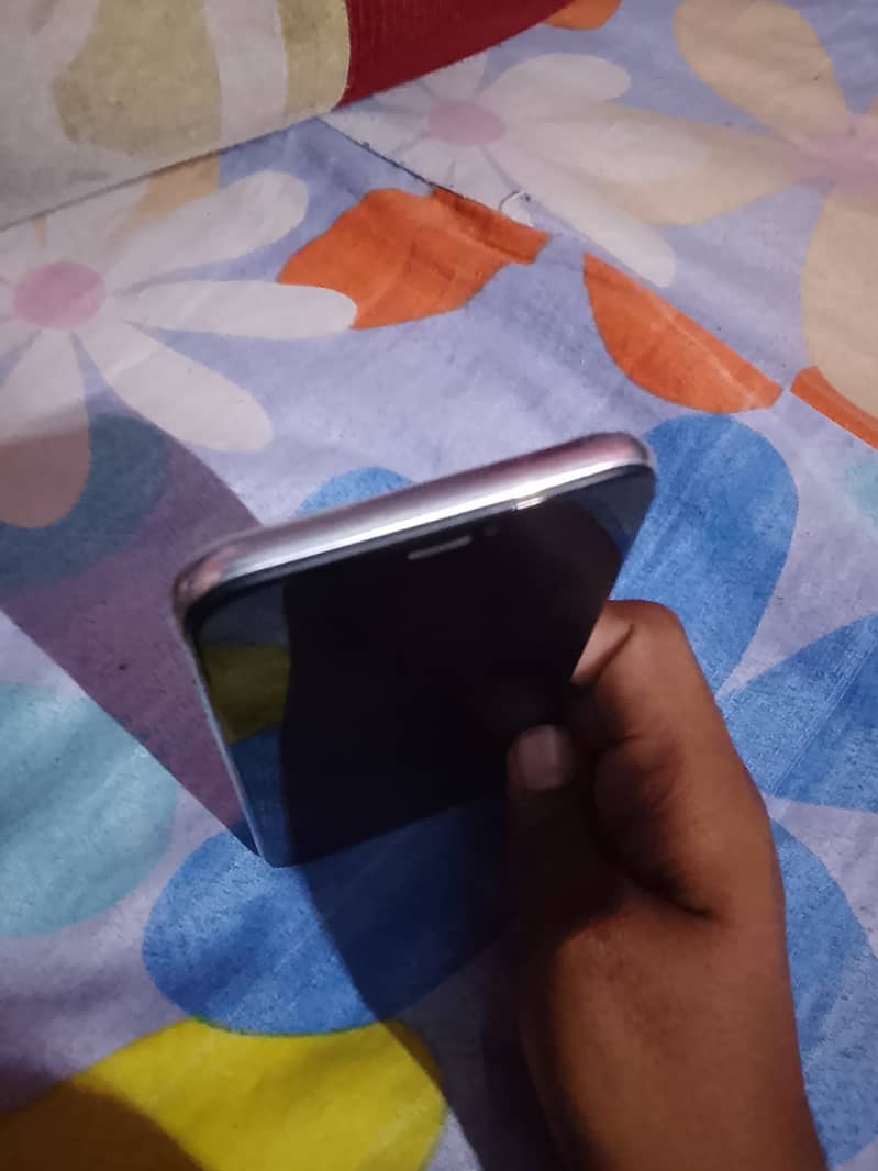 Apple iPhone X 9