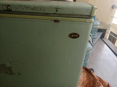 ICEE Freezer for urgent Sale