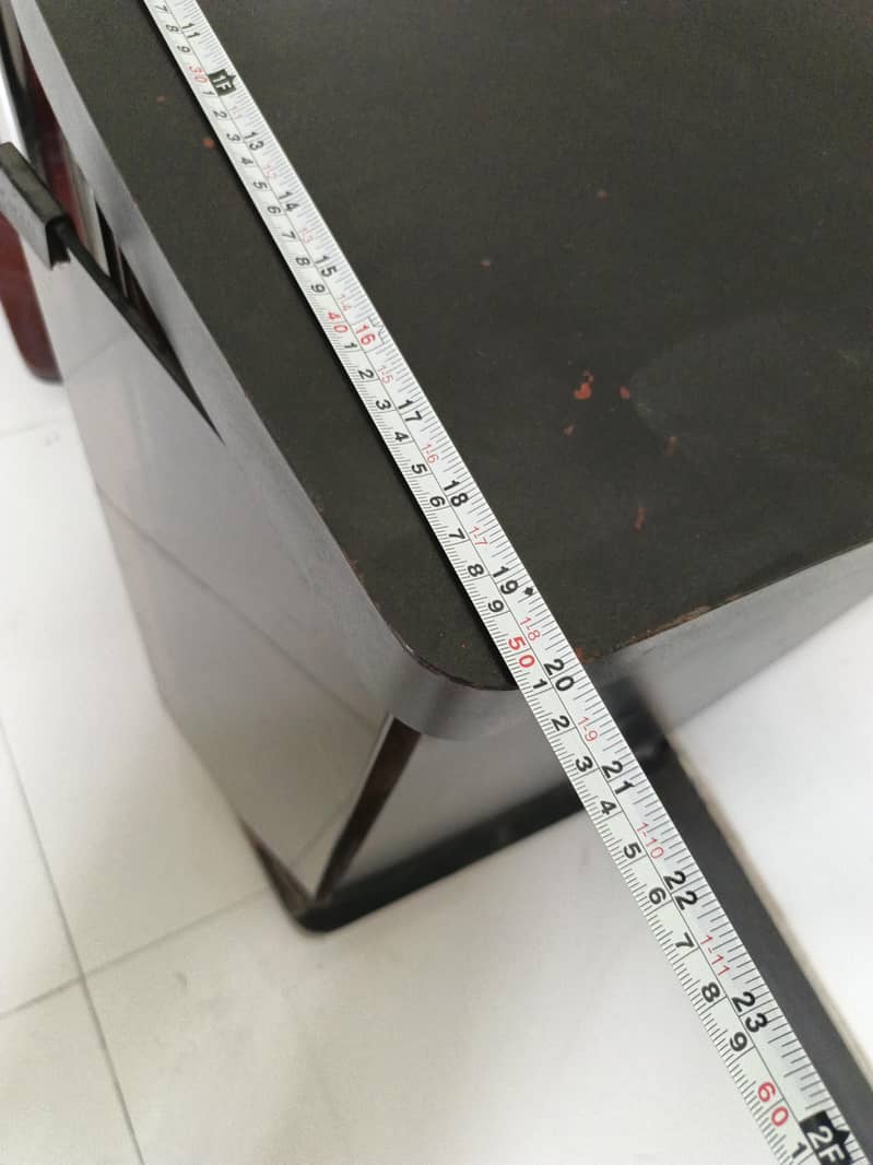 computer table & cupboard trolly 3