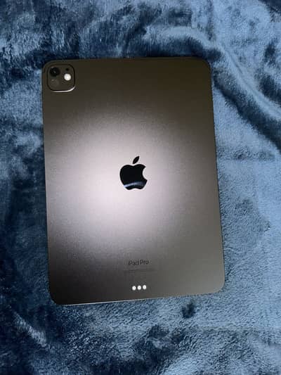 IPAD M4