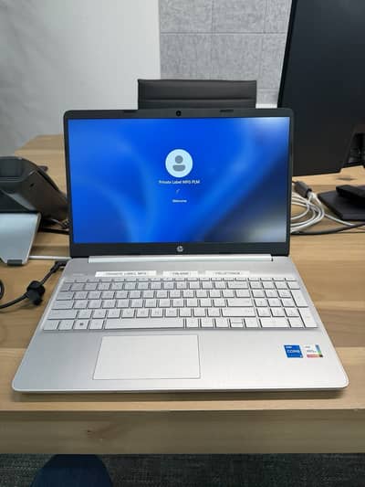 HP 15 inch Laptop Notebook i5 16GB RAM 512GB SSD Win 11 15-dy5399nr