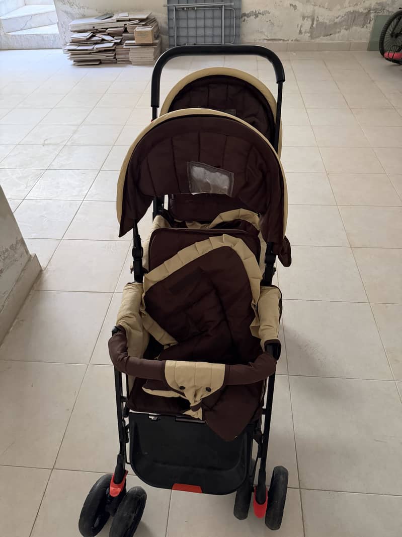 Double pram 2