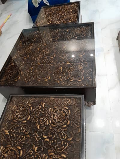 Set of 3 tables