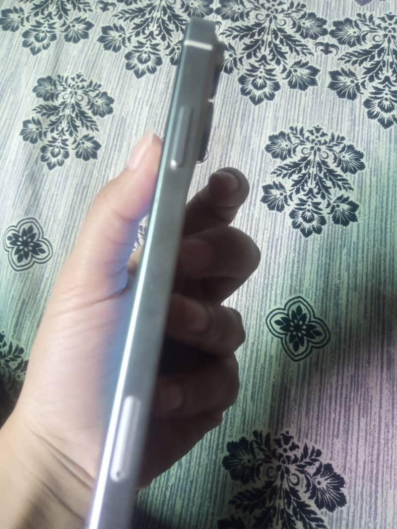 Apple iPhone 17 Pro 3