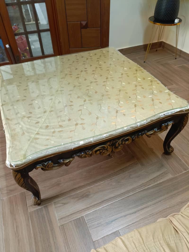 central table 3