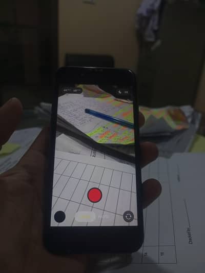 iPhone SE 2nd Gen ( 10/10 )