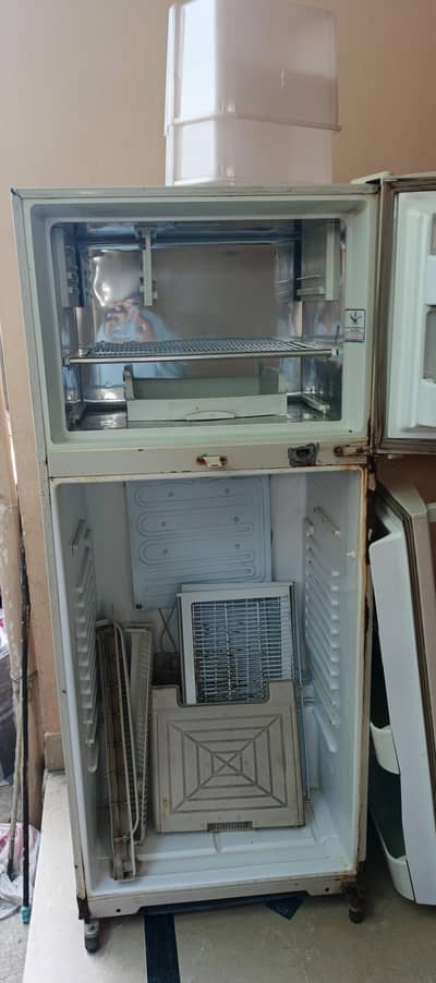 dawlance refrigerator two door   Price is firmly negotiable