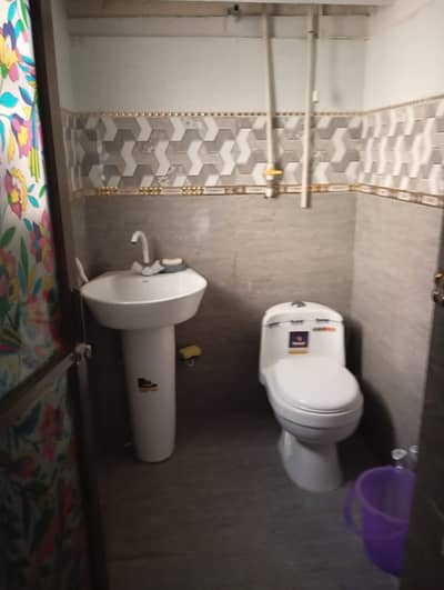 One bed long studio apartment