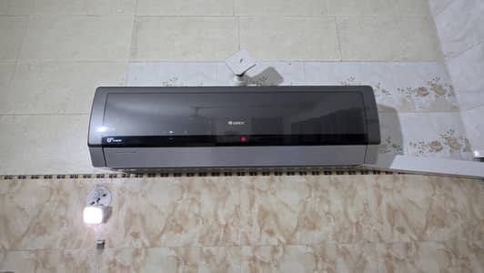 GREE 1.5 ton Ac inverter GS-18CITH12G