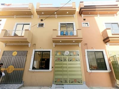 Well-constructed House Available For sale In 80 Feet Road