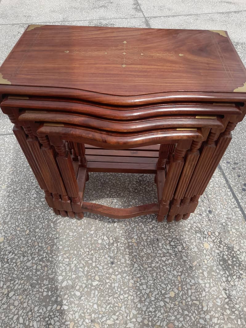 Nesting table set 2