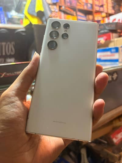 Samsung S22 Ultra 12 256gb