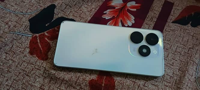 techno sper go  only mobile h panel acche wala Dala h