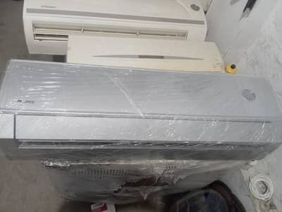 Gree 2ton non inverter a. c
