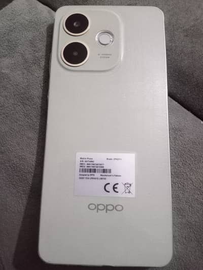 OPPO A5pro mobile with box8/128 rom  5800mah bettry ,8month  warranty