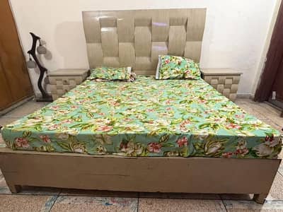 King size bed