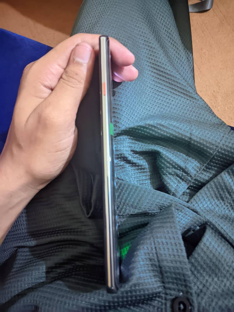 Tecno Camon 40 pro 5
